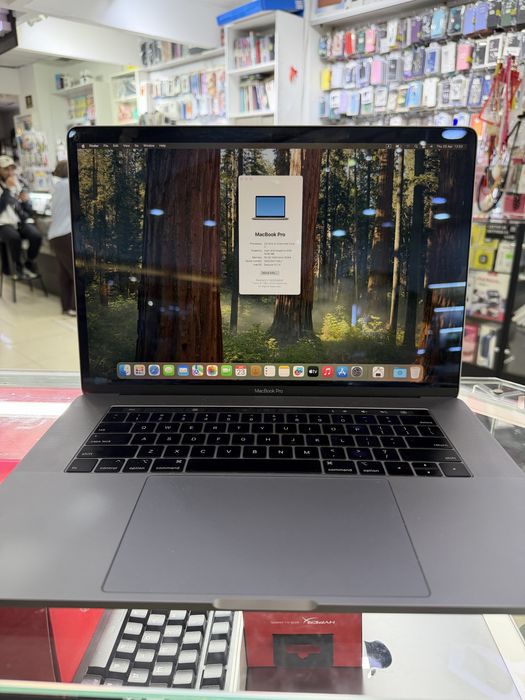 Macbook Pro 15 2018г 16/512