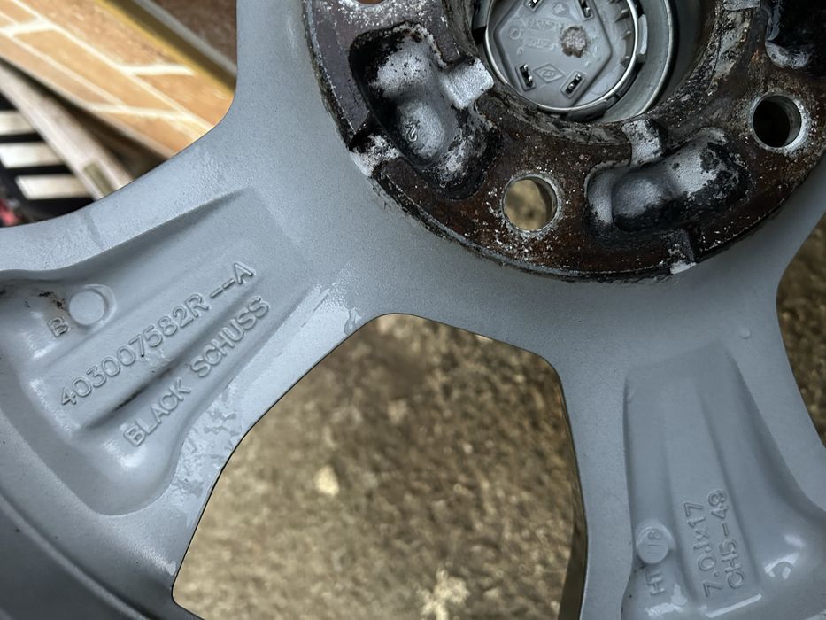 5x114,3 17 оргинални renault