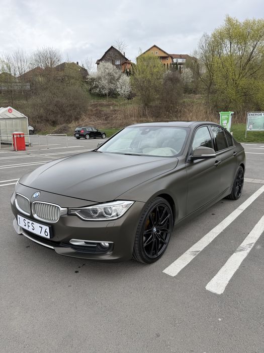 BMW F30 320 184 cp Navi Bi-Xenon  Head up Display Trapa Logic7