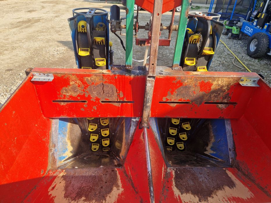 vand masina de plantat cartofi grusse