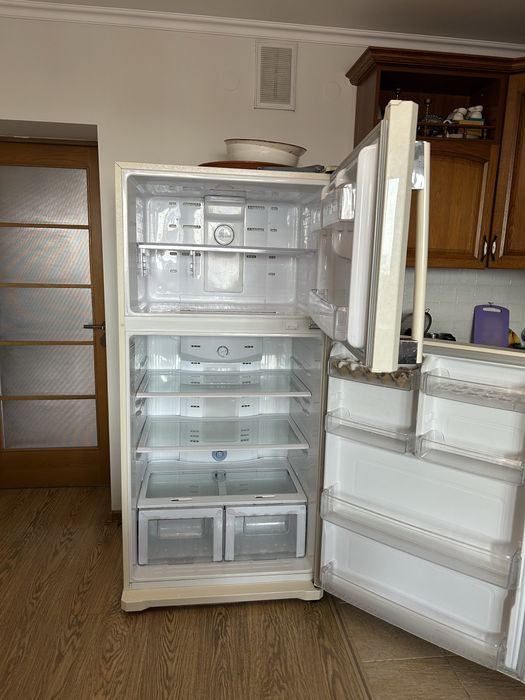 Холодильник самсунг