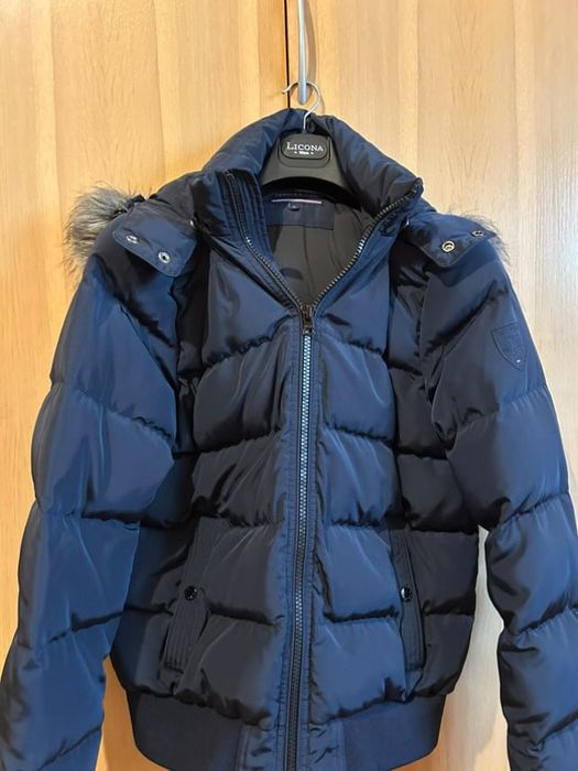 Vand geaca tommy hilfiger