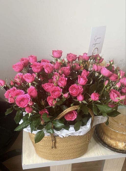 букет из кустовых роз