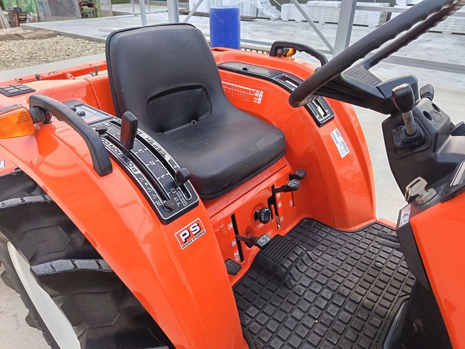 Tractor japonez Kubota