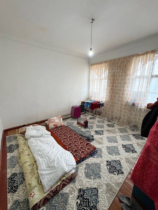 Прадаётся 1х Наваи центре вдоль дороги