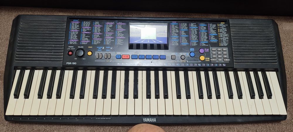 Orga Yamaha PSR 190