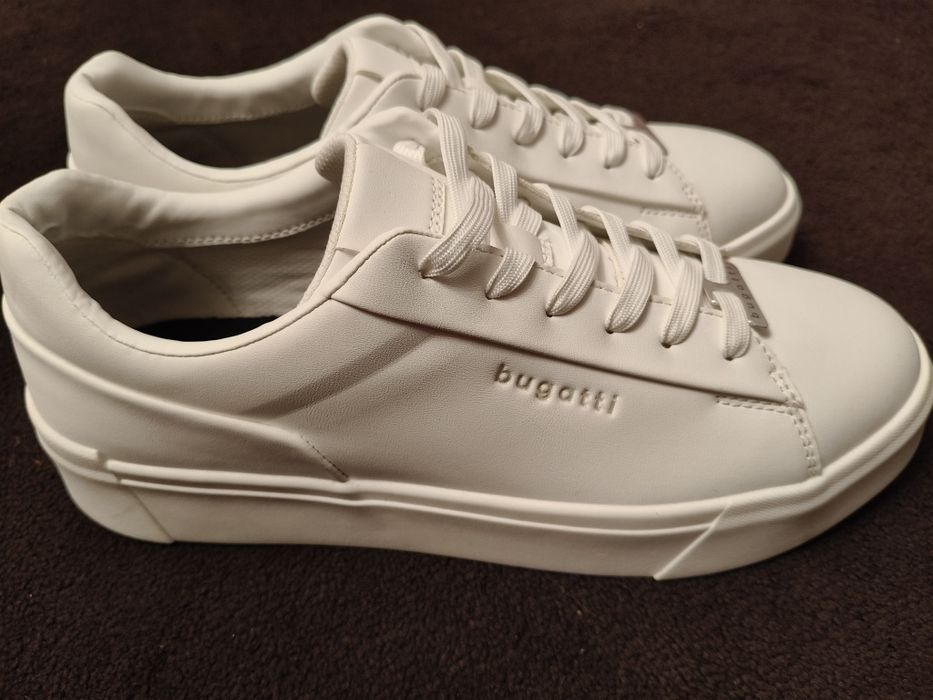 Кеды на шнуровке (кросовки) Bugatti