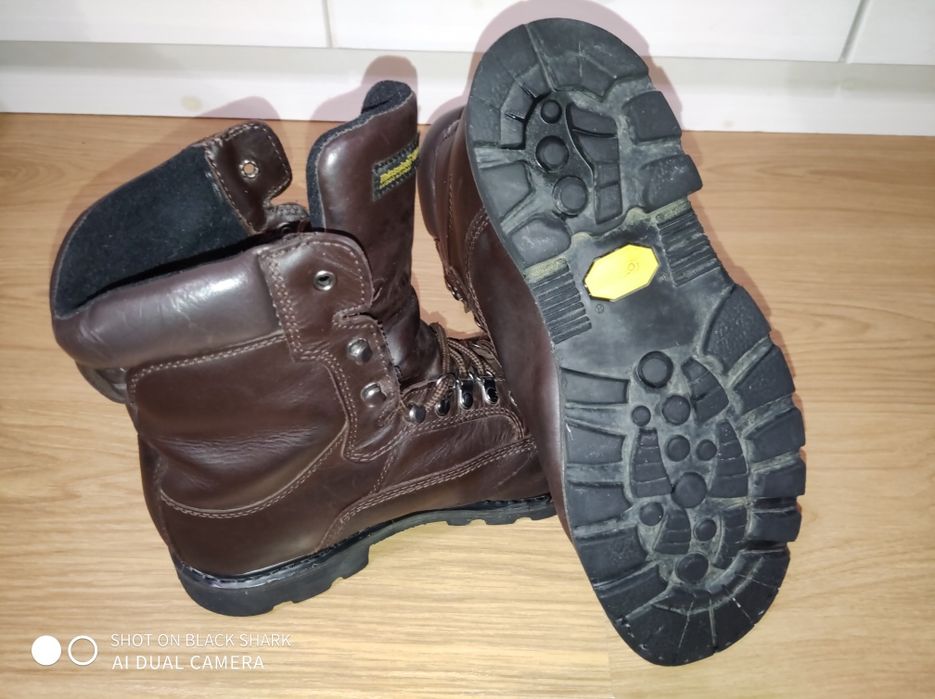 Рабочая обувь WORX