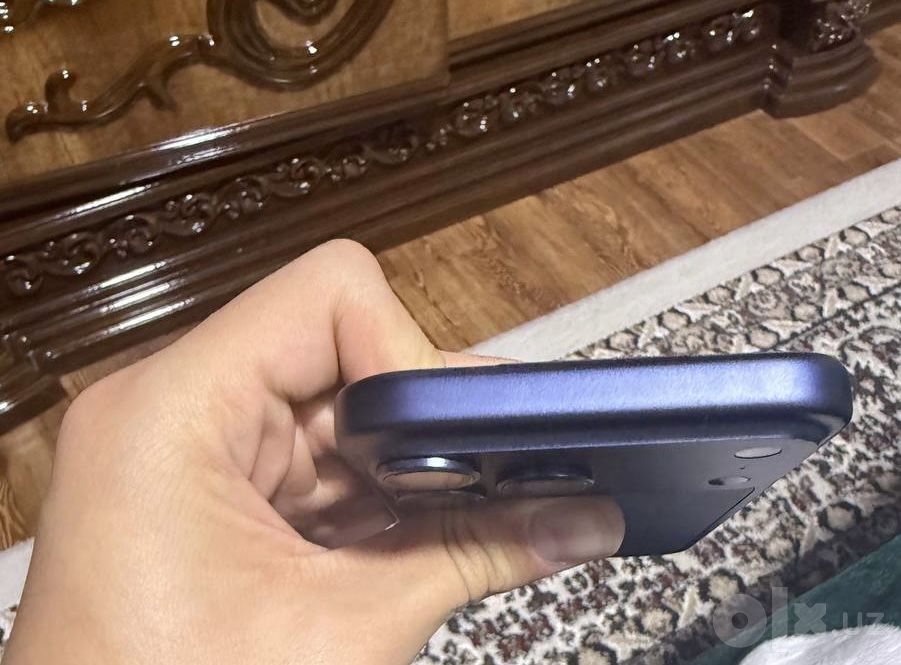 Iphone 17 pro max deep blue