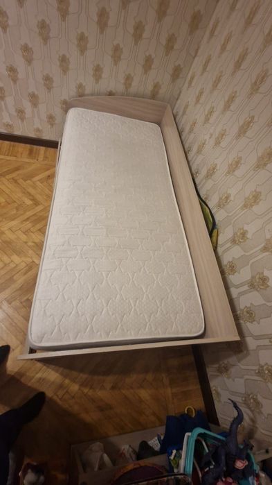 Продам детскую кровать