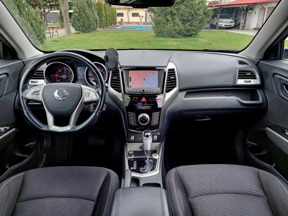 SsangYong TIVOLI 1.6d e-XDI 115cp Euro6 Automat *08/2017* KM Reali