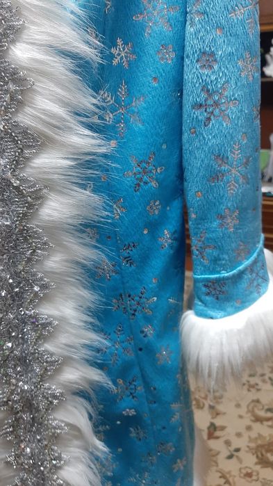 Продаётся  костюм