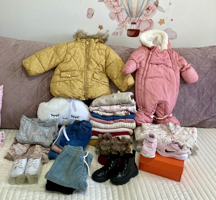 Разпродажба на бебешки дрехи