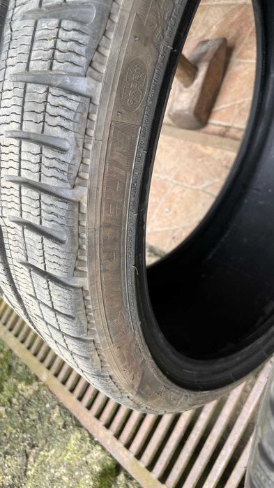 2 Anvelope Michelin iarna, utilizate 2 anotimpuri, 265x30x R20