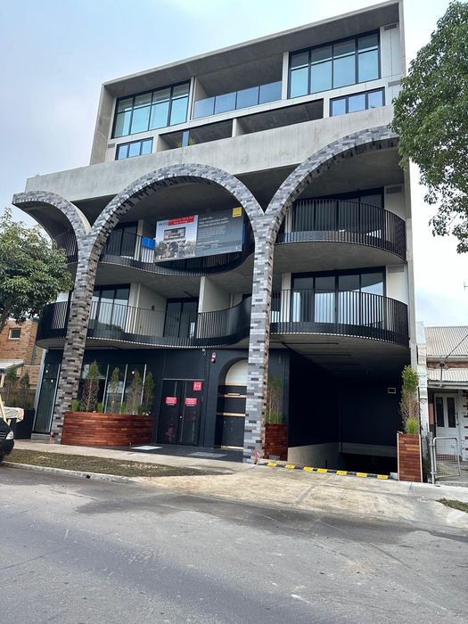 Amenajari ,constructii noi calitate superioara