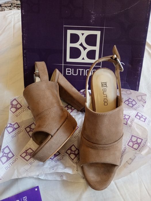 Женская обувь...