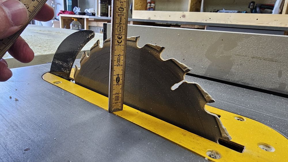 Dewalt dwe 7492 + Маса 120/205см.