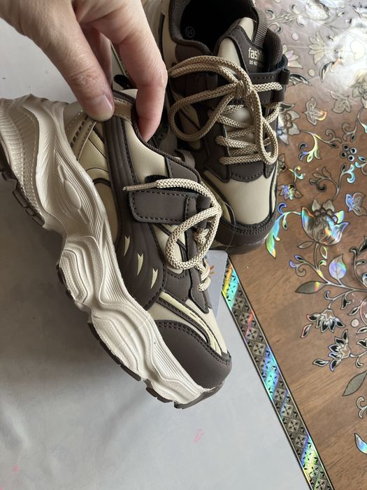 Детские кроссовки не дорого!