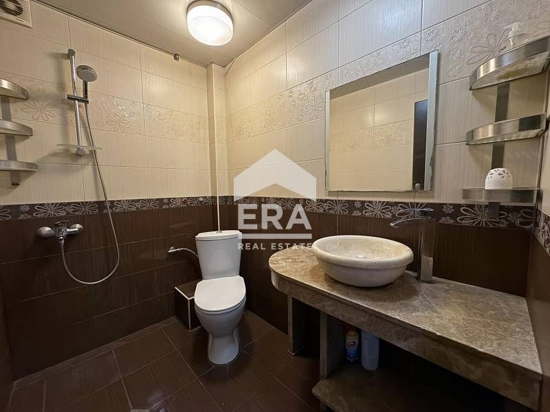 Продава се Тристаен апартамент в Хасково, Център - 68 кв.м за 1299 €/кв.м - Снимка #9