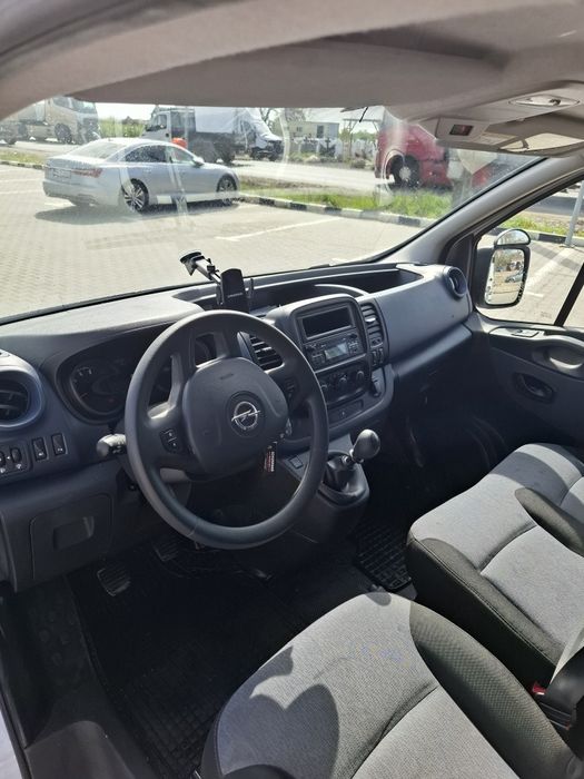 Opel vivaro 2019