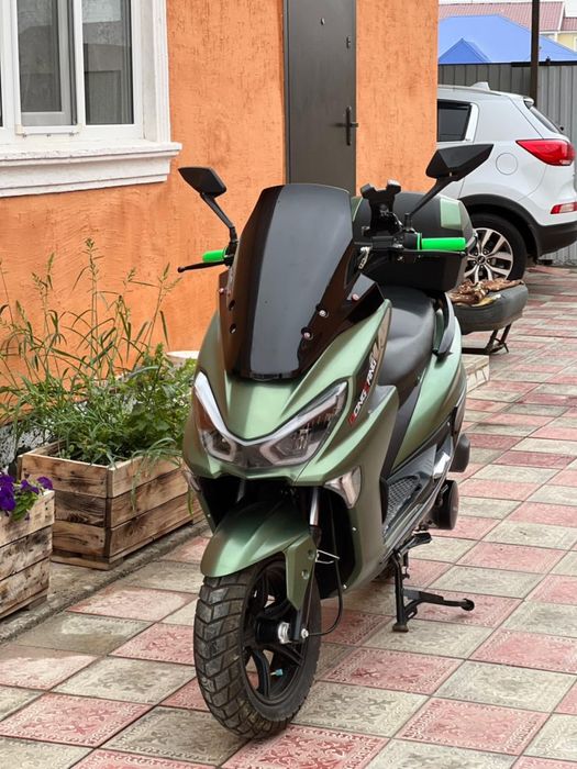 Продам Мопед Макси