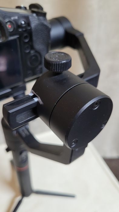 Стабилизатор для камерыMoza Air Cross