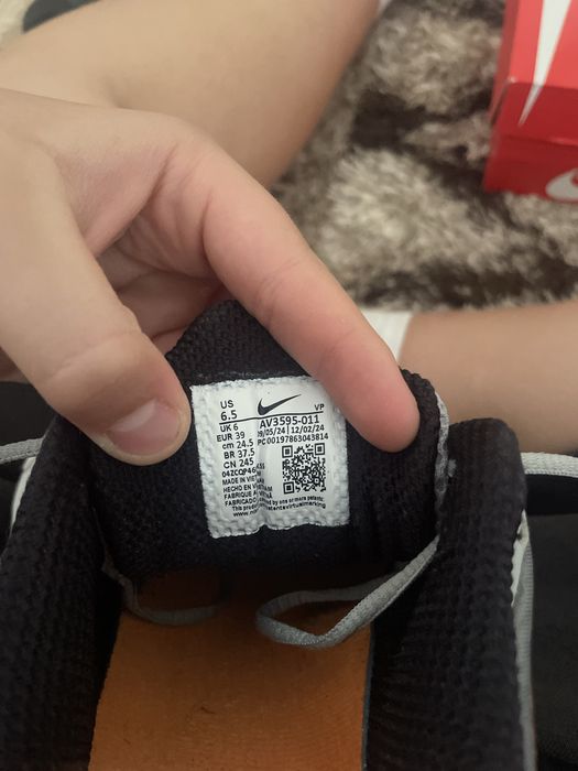 Vand nike shox stare perfecta 450 lei