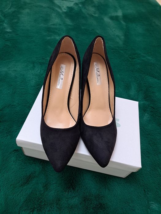 Pantofi noi mărimea 38