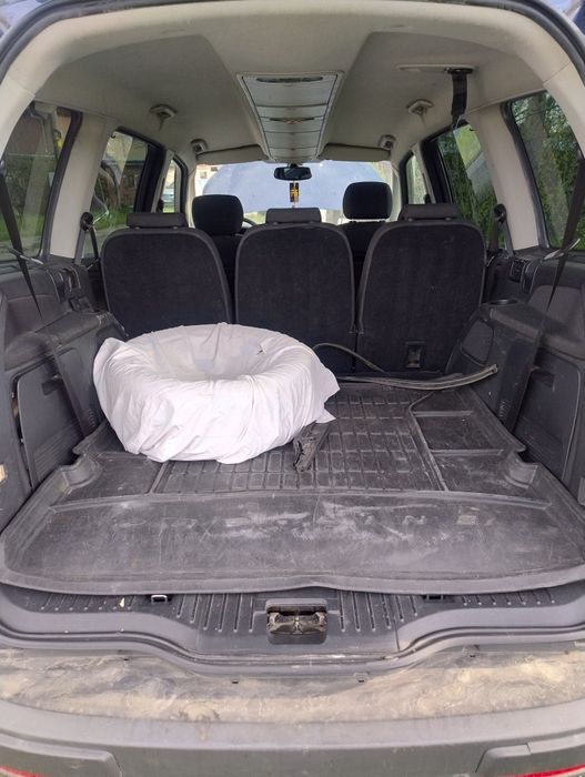 Форд -  Галакси .