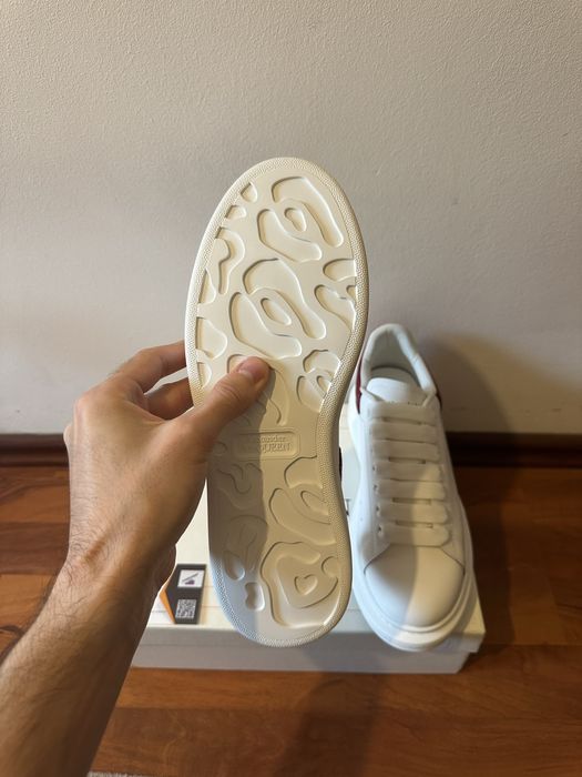 Alexander McQueen Oversized White Red