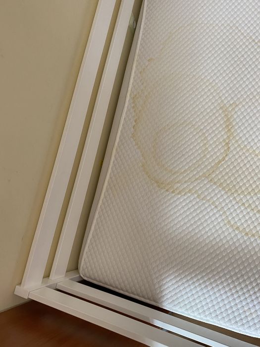 Детская кровать с матрасом