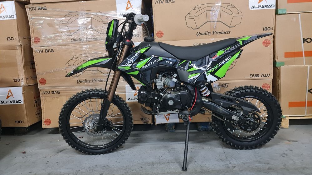 Cross Dirt Bike Enduro KXD Panther 140cc Mou adus din Germania