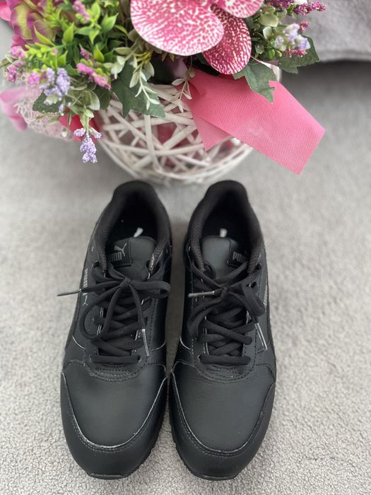 маратонки puma пума черно