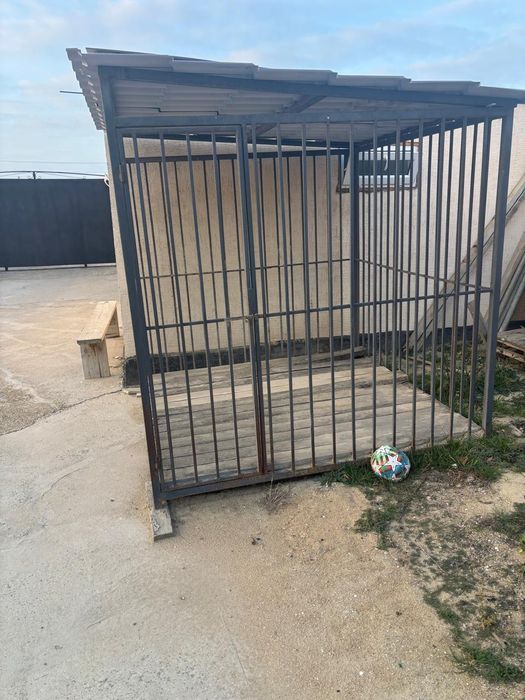 Вольер для собаки, размер 2*2