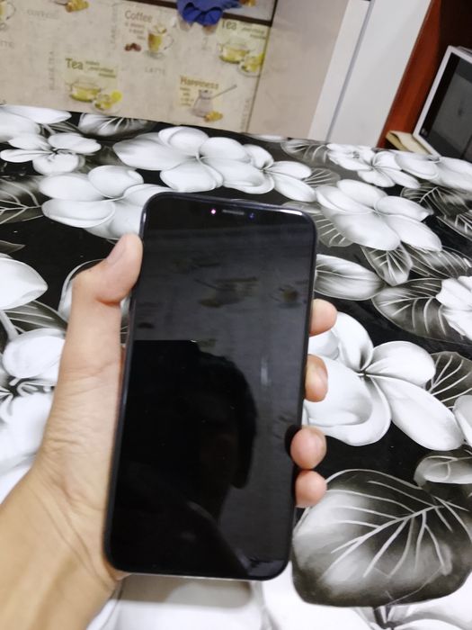 iphone x64 tali idyal holata