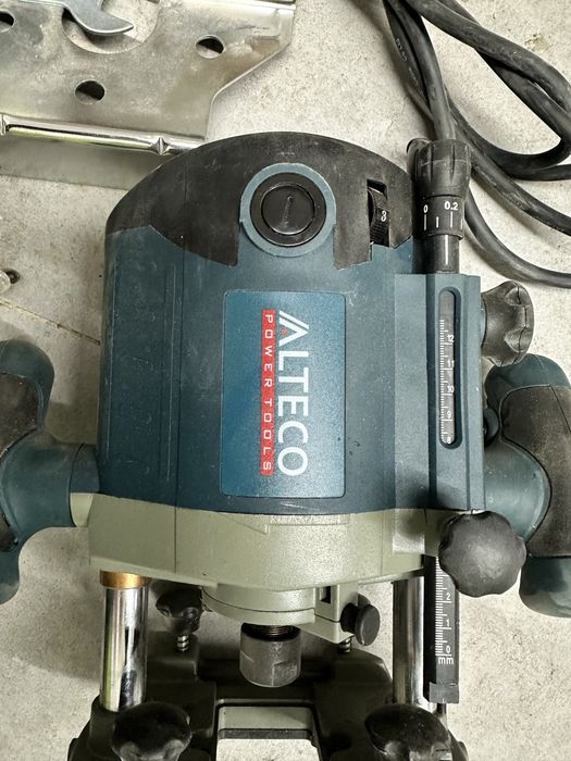 Универсальный фрезер ALTECO FR 2200