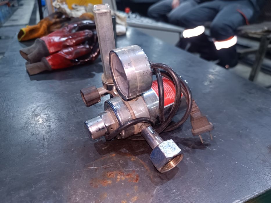 Редуктор углекислотный