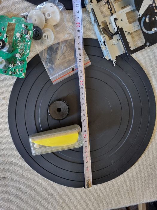 Pachet 2 buc Slipmat pickup, platane, componente minidisc Sony, etc