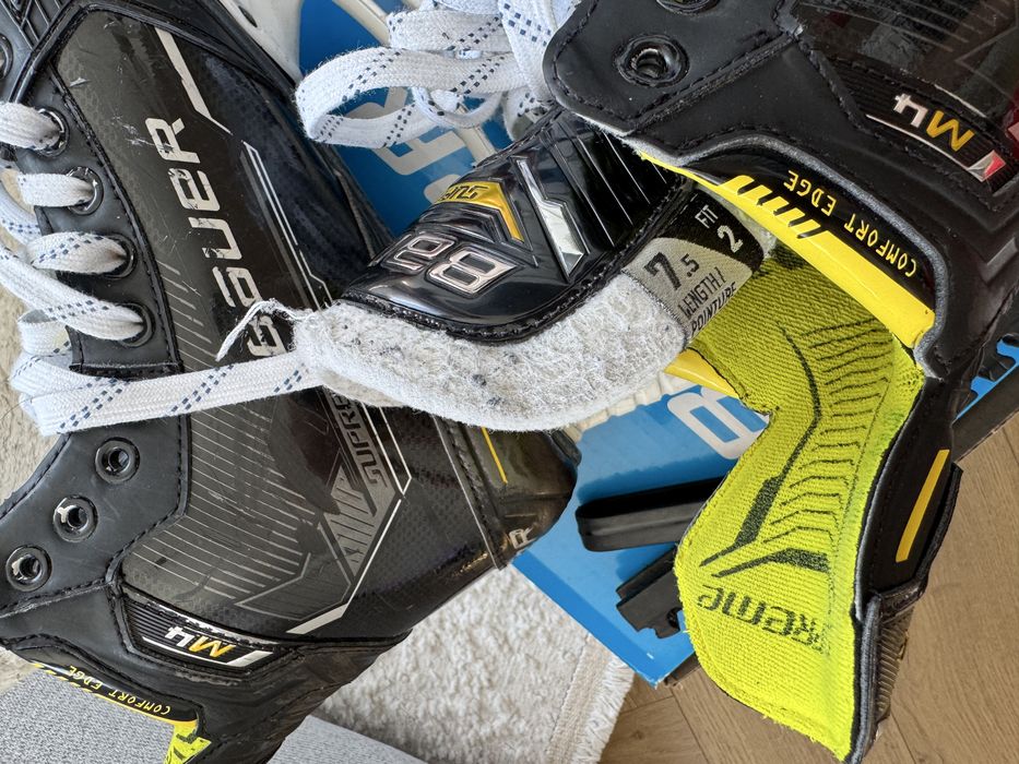 Коньки хокейные Bauer 41-43 размер.