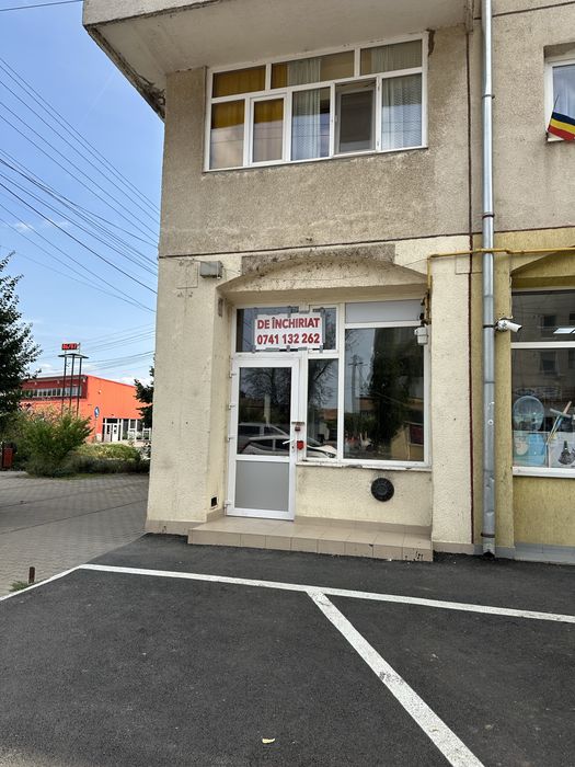 Inchiriez Spatiu comercial