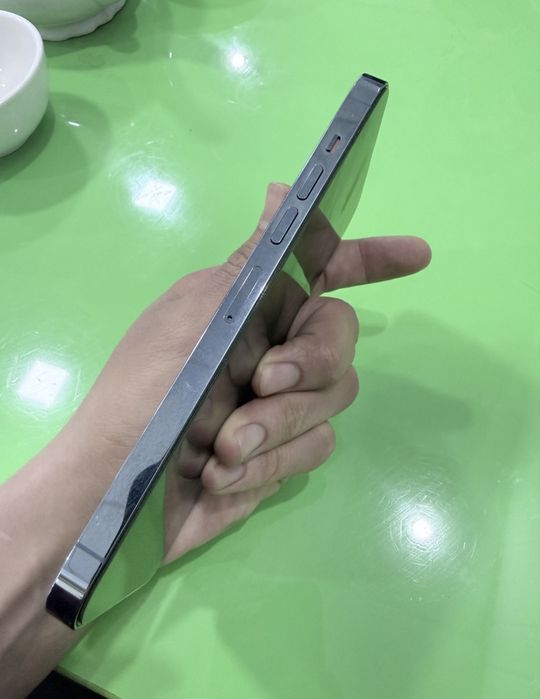 Iphone 13 pro max sotiladi!