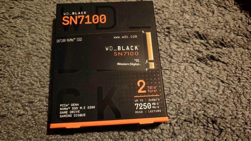 НОВ ! Western Digital WD Black SN7100 2TB