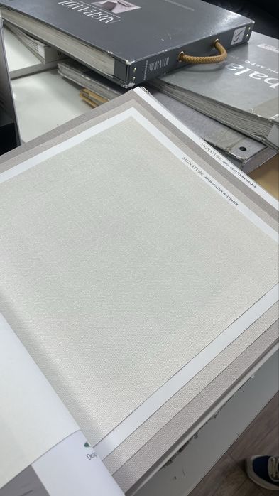 Продам обои новые
