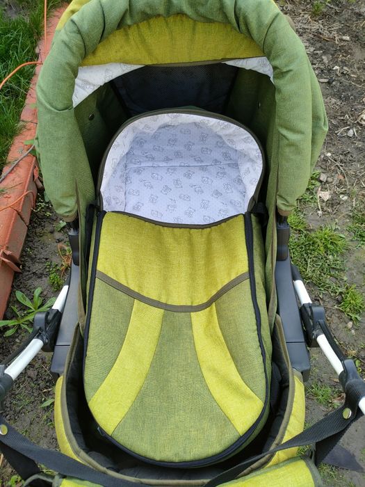 Продам коляску (лето,зима)