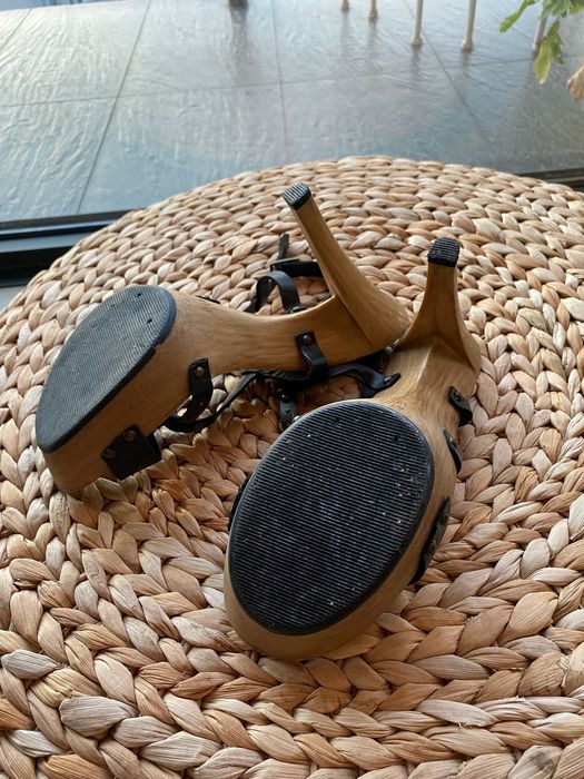 Сандали с ток, Nickels, 40