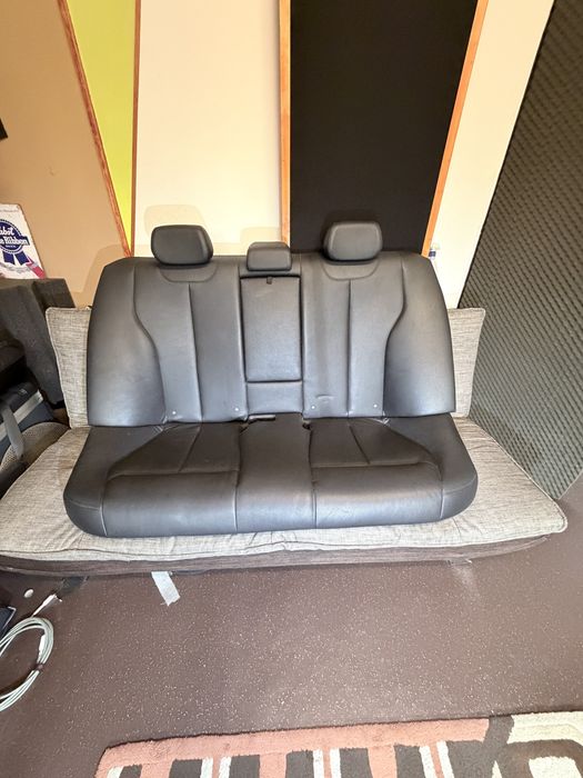 Bancheta canapea completa piele neagra BMW seria 3  F30  2011-2017