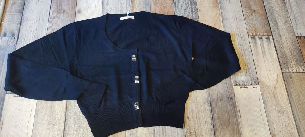 Bluzițe dama cu capse măsura M/L Noi