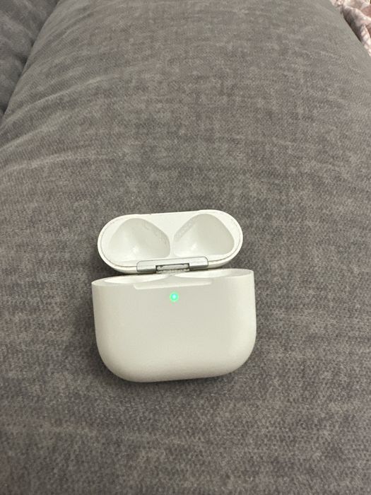 Кейс от airpods 4