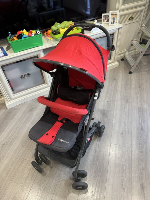 Коляска прогулочная