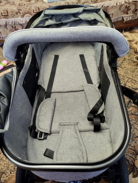 Продам детскую коляску